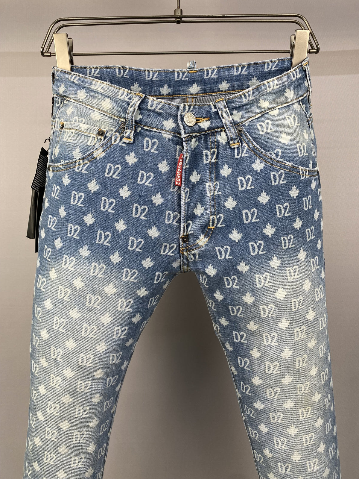 DSQ2 Maple Leaf Jeans