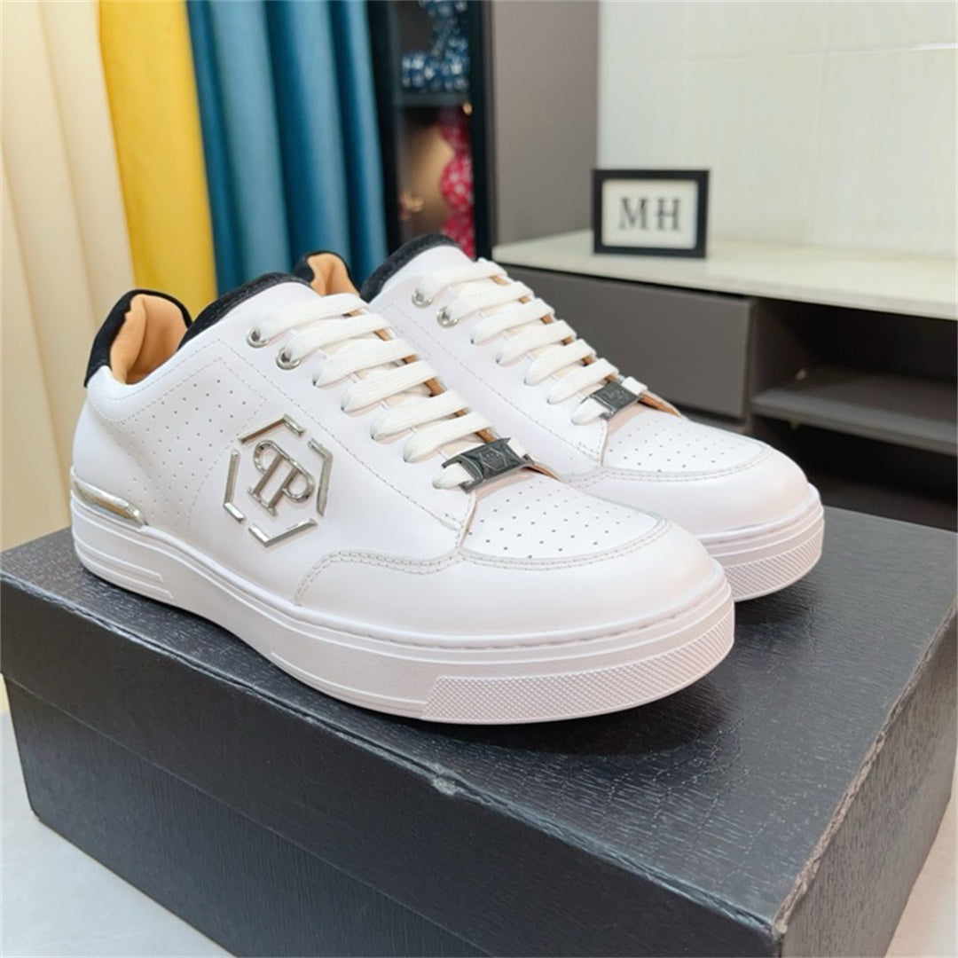 PP Casual Fashion Skull Sneakers
